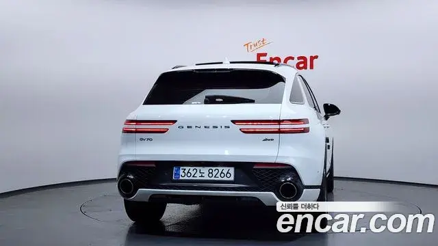 Genesis GV70 2021 — Şəkil 18/20
