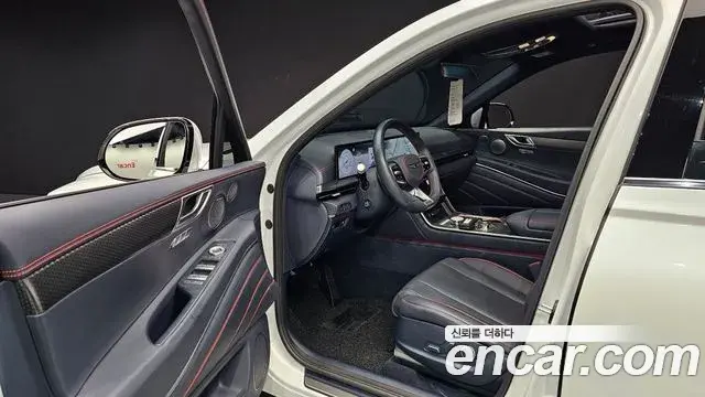 Genesis GV80 Coupe 2024 — Фото 11/20