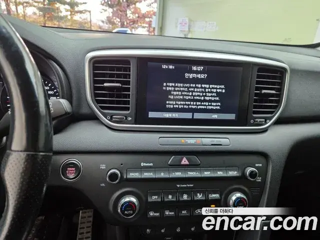 Kia Sportage The Bold 2020 — Фото 9/15