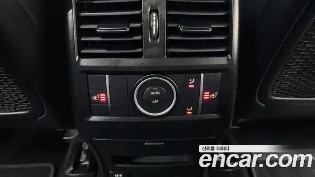 Mercedes-Benz GLE-Class 2018 — Şəkil 16/20