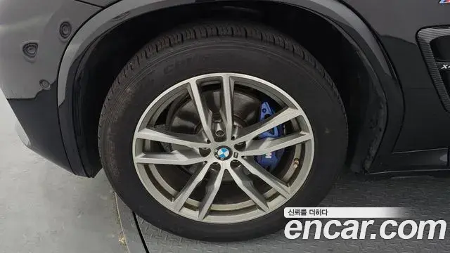 BMW X4 2018 — Şəkil 17/20