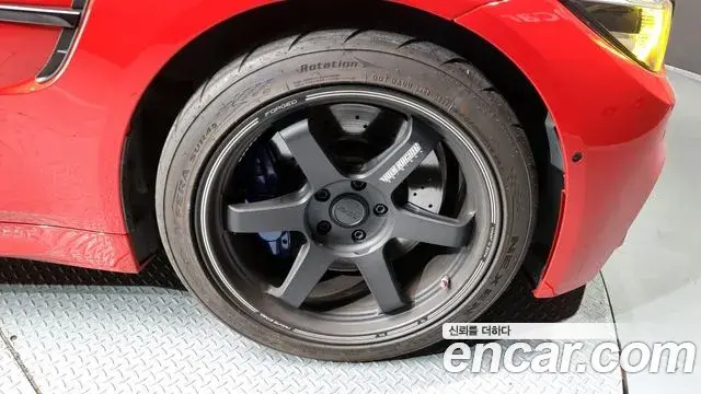 BMW M4 2019 — Photo 18/20