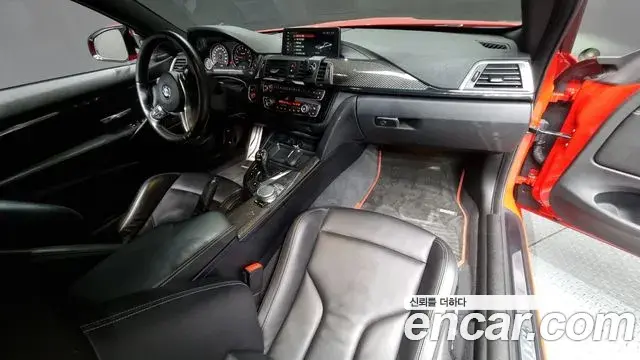 BMW M4 2019 — Photo 15/20