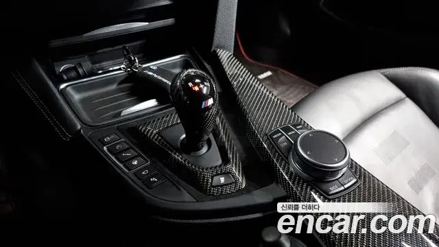 BMW M4 2019 — Photo 1/20