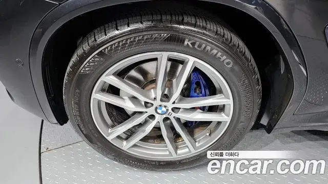 BMW X3 2018 — Photo 17/20