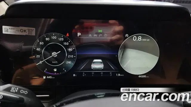 Kia Carnival 2022 — ფოტო 2/20