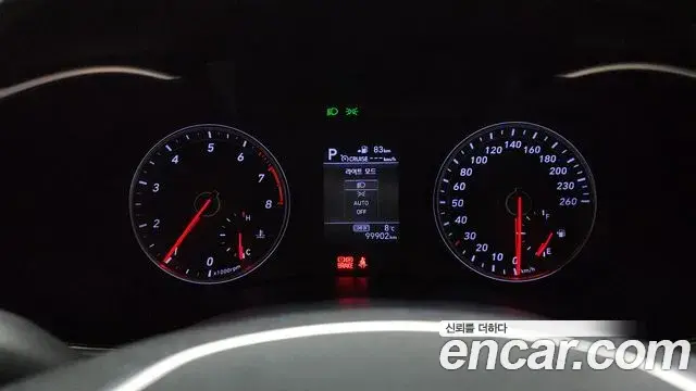 Genesis G70 2019 — Photo 7/20