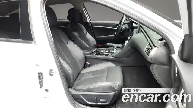 Genesis G70 2019 — Photo 20/20