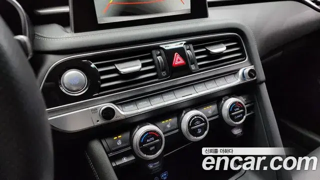 Genesis G70 2019 — Photo 3/20