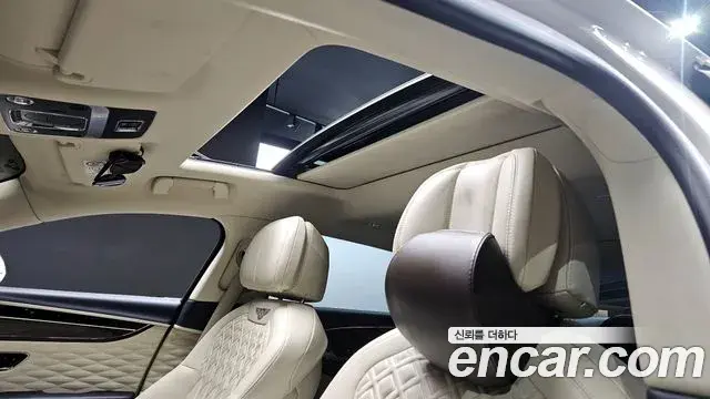 Bentley Flying Spur 2021 — Photo 5/20