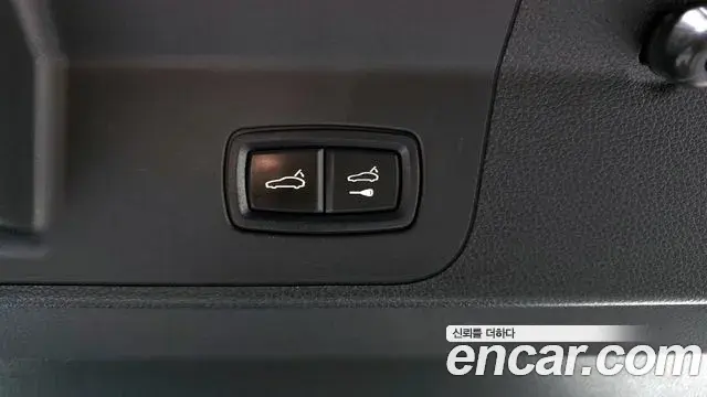 Porsche Panamera 2019 — Şəkil 17/20
