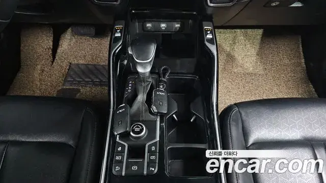 Kia Sorento 2021 — Фото 9/20