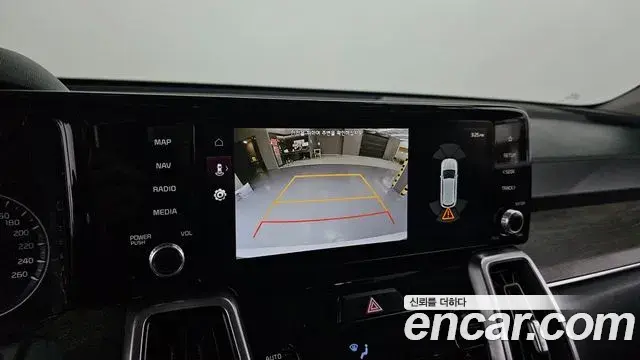 Kia Sorento 2021 — Фото 15/20