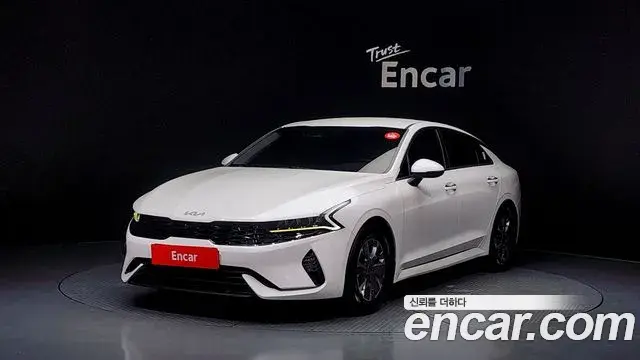 Kia K5 2022 — Şəkil 8/20