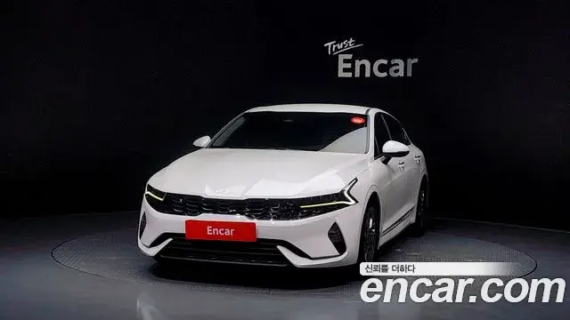 Kia K5 2022 — Şəkil 19/20