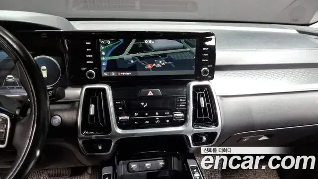 Kia Sorento 2021 — Фото 14/20