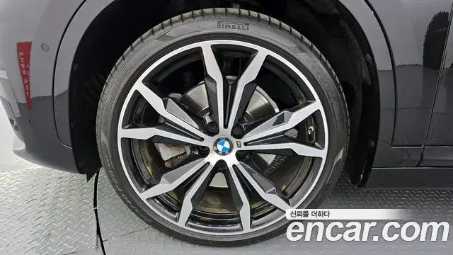 BMW X1 2020 — Şəkil 6/20