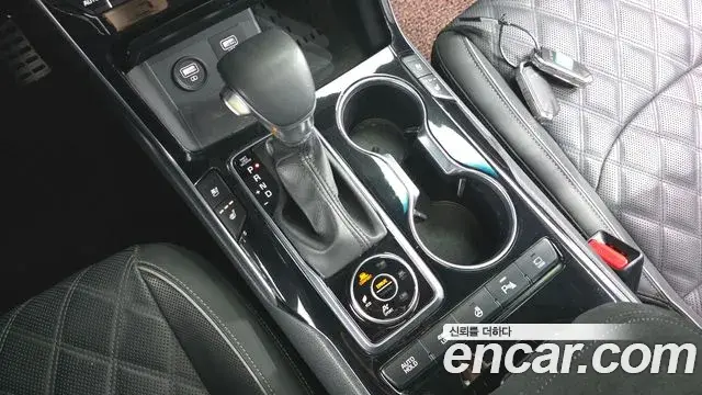 Kia Mohave The Master 2023 — Photo 8/20
