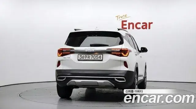 Kia Seltos 2022 — Photo 5/20