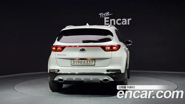 Kia Sportage The Bold 2021 — Photo 12/20