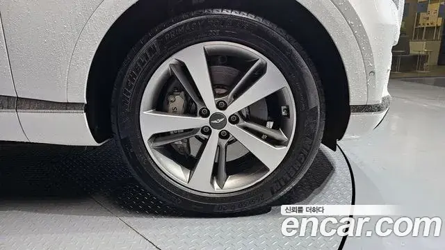 Genesis GV80 2023 — ფოტო 15/20