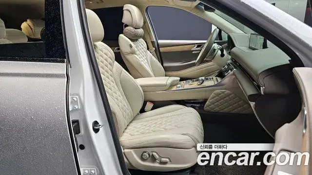 Genesis GV80 2023 — ფოტო 8/20
