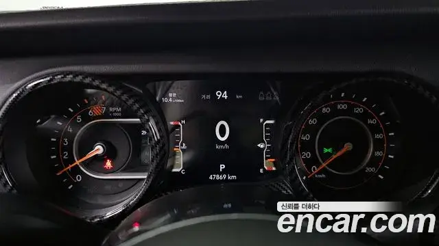 Jeep Wrangler 2023 — ფოტო 6/20