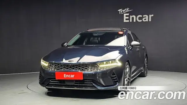 Kia K5 2020 — ფოტო 18/20