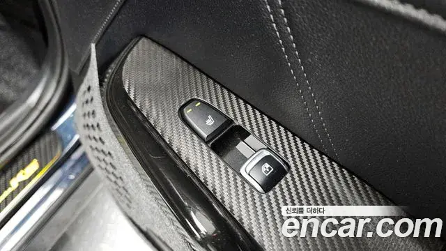 Kia K5 2020 — ფოტო 13/20