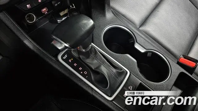 Kia Sportage The Bold 2019 — Photo 3/20