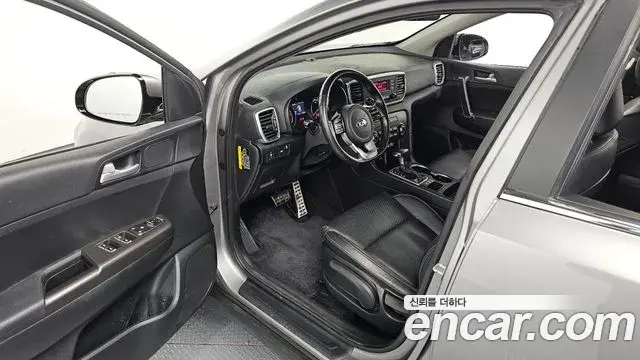 Kia Sportage The Bold 2019 — Photo 1/20
