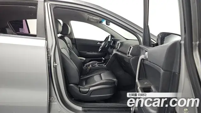Kia Sportage The Bold 2019 — Photo 15/20