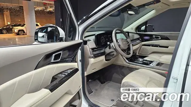 Kia Carnival 2021 — Şəkil 7/20