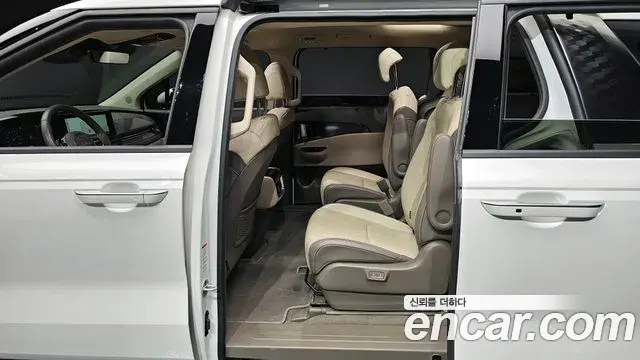 Kia Carnival 2021 — Şəkil 14/20