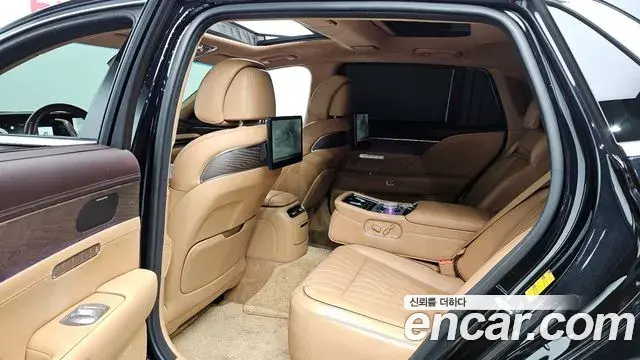 Genesis G90 2022 — Фото 12/20