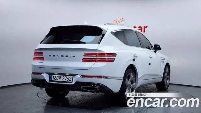 Genesis GV80 2021 — ფოტო 14/20