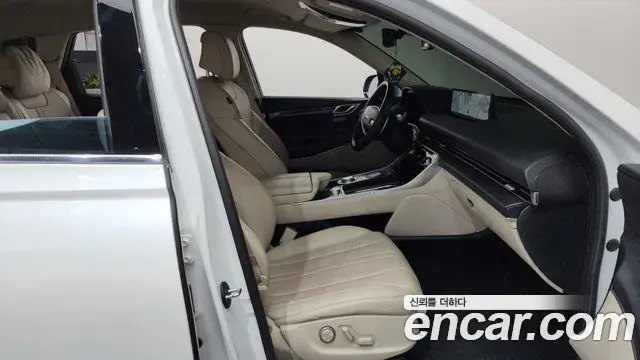 Genesis GV80 2021 — ფოტო 7/20