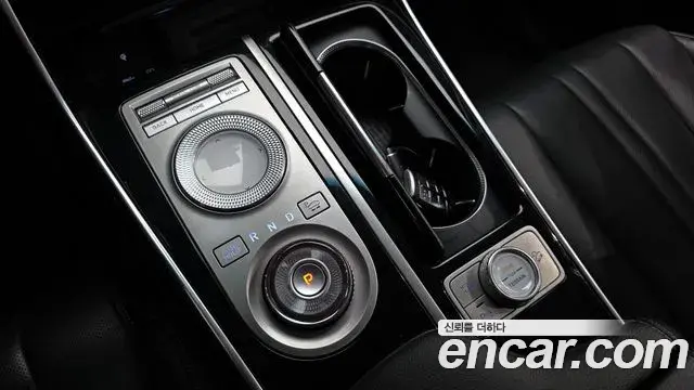 Genesis GV80 2020 — ფოტო 2/20