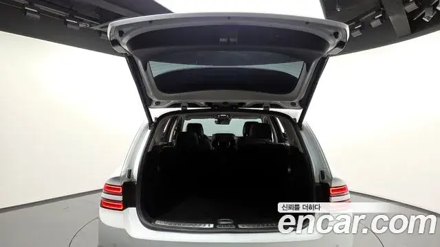 Genesis GV80 2020 — ფოტო 19/20