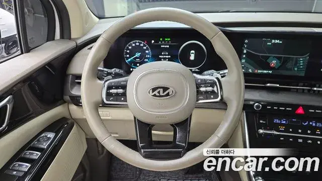 Kia Carnival 2021 — Şəkil 10/20