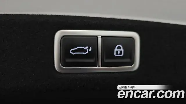 Hyundai Grandeur Hybrid 2023 — ფოტო 4/20