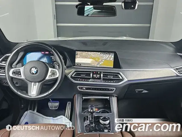 BMW X5 2021 — ფოტო 8/20