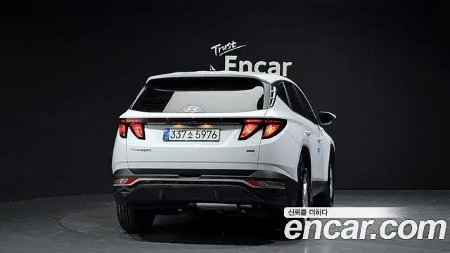 Hyundai Tucson Hybrid 2020 — ფოტო 8/20