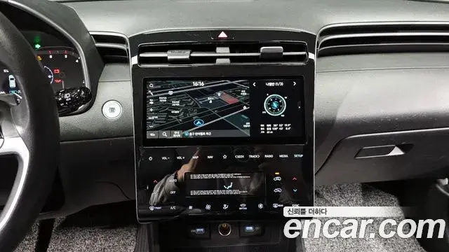 Hyundai Tucson Hybrid 2020 — ფოტო 12/20