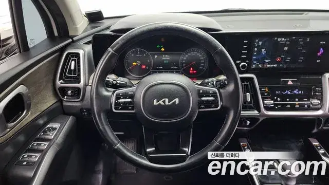 Kia Sorento 2021 — Photo 16/20