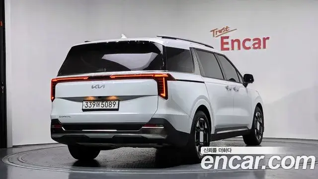Kia Carnival 2024 — Photo 2/20