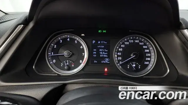 Hyundai Sonata Hybrid 2019 — Photo 19/20