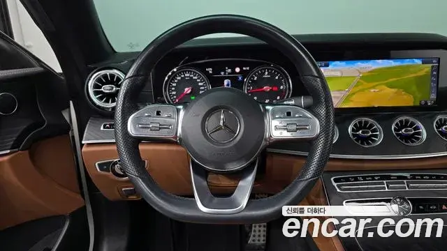 Mercedes-Benz E-Class 2019 — Şəkil 15/20