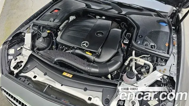 Mercedes-Benz E-Class 2021 — Şəkil 12/20