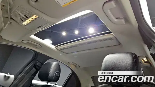Mercedes-Benz C-Class 2018 — Şəkil 5/20